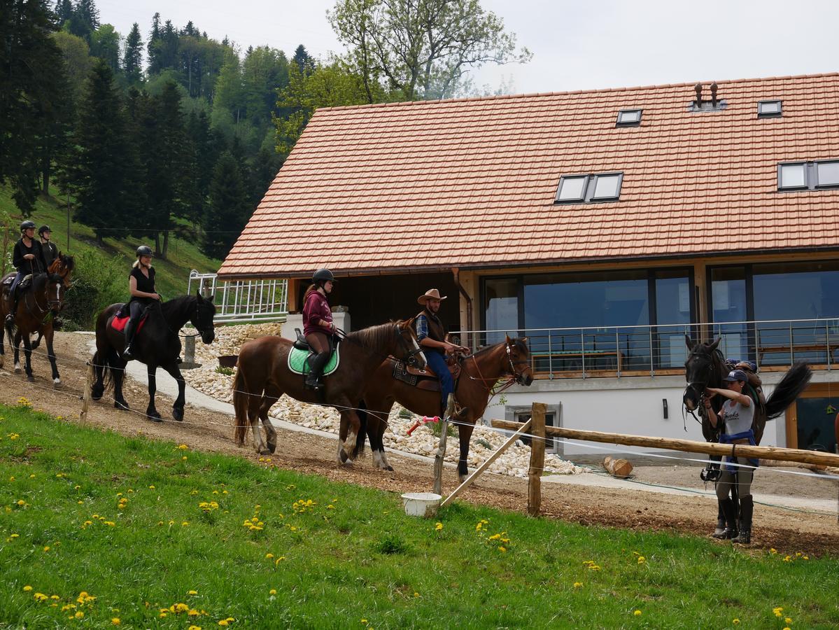 La Joux Chaupe Apartman Saint-Ursanne Kültér fotó